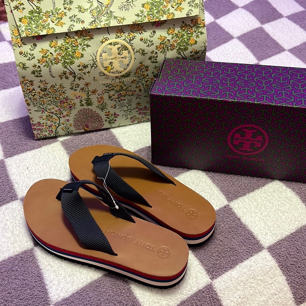 NWT Tory Burch 70’s Platform Flip Flops